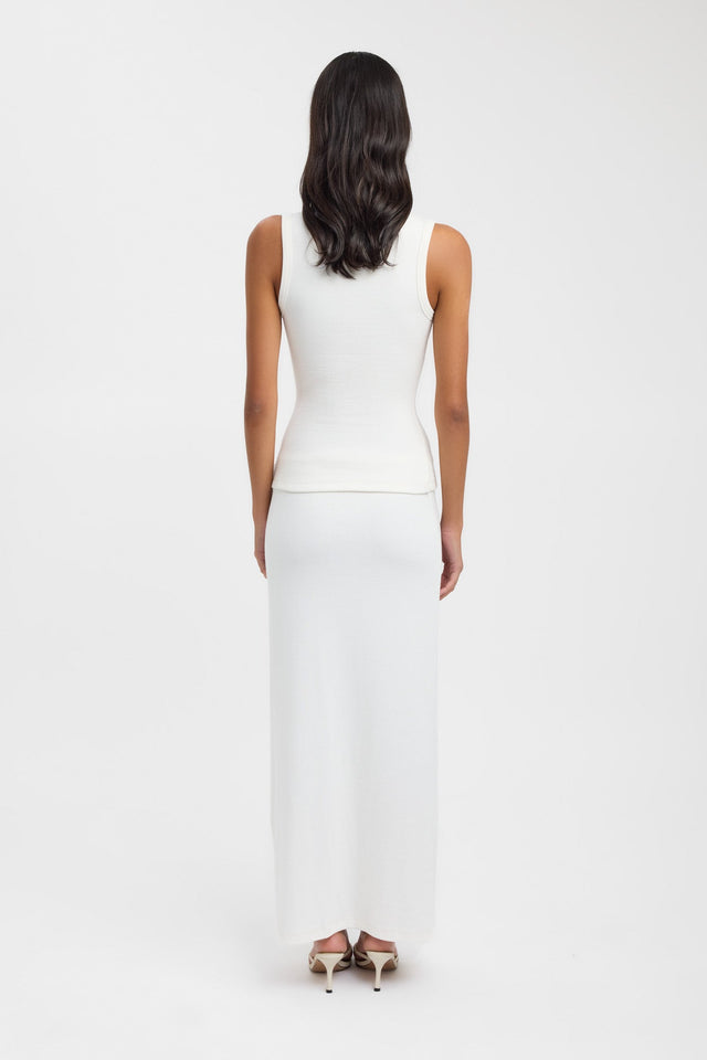Bec Button Tank