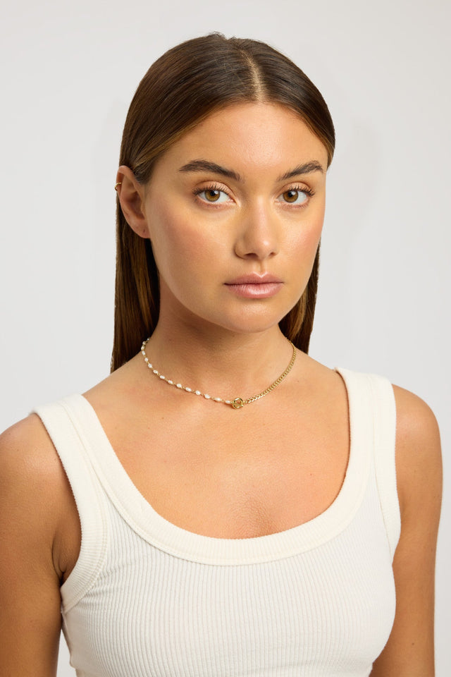 Matilda Pearl Choker